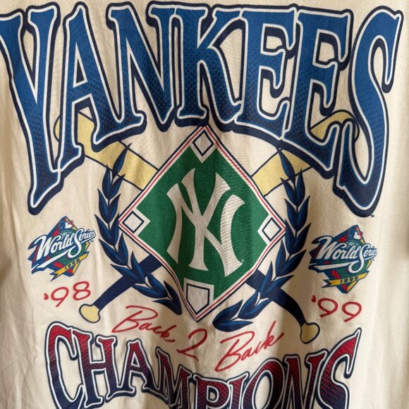 Yankees Champions Back To Back T-Shirt '98 -'99 - Picture 3 of 5